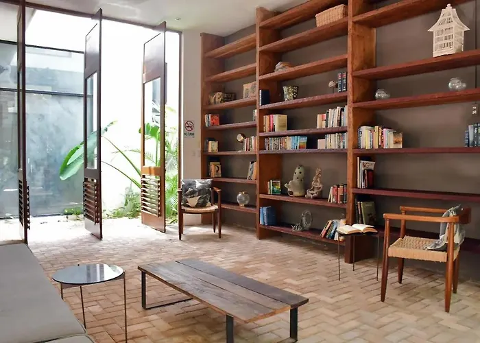 Apartment Beauty Designed 3bdr In With Amenities
