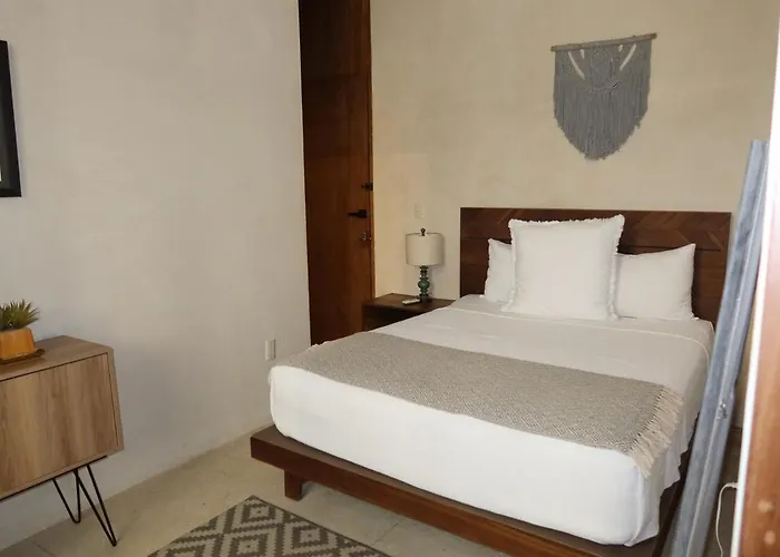 Beauty Designed 3bdr In With Amenities